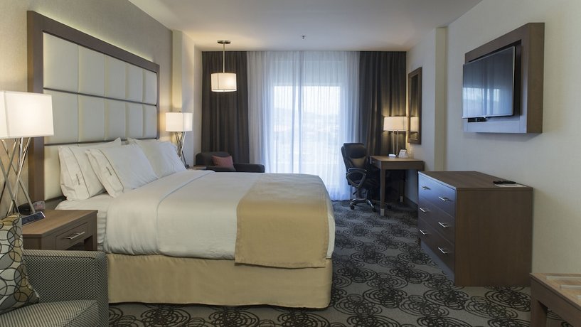 Holiday Inn Express & Suites Chihuahua Juventud