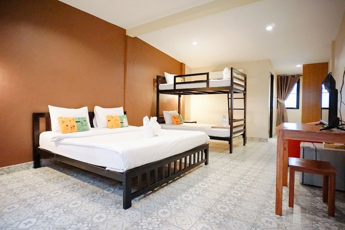 Warm Well Hostel
