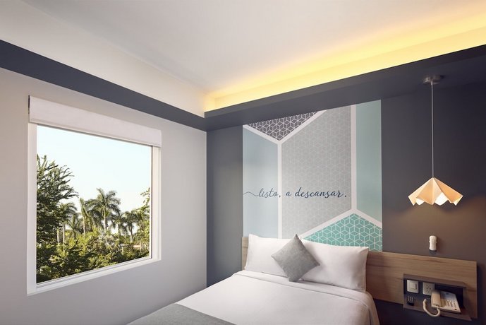 One Acapulco Diamante