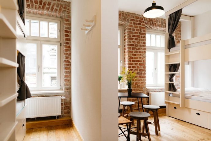 Hostel Multitude
