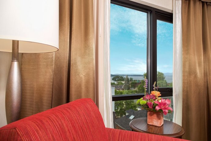 Hilton Garden Inn Burlington-Downtown