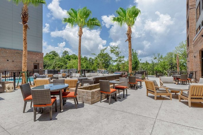 Cambria Hotel Charleston Riverview