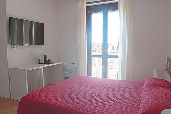 Four Rooms Guesthouse