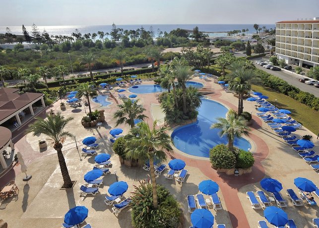 Nissiana Hotel & Bungalows