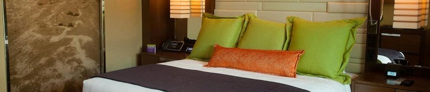 Vee Quiva Hotel & Casino