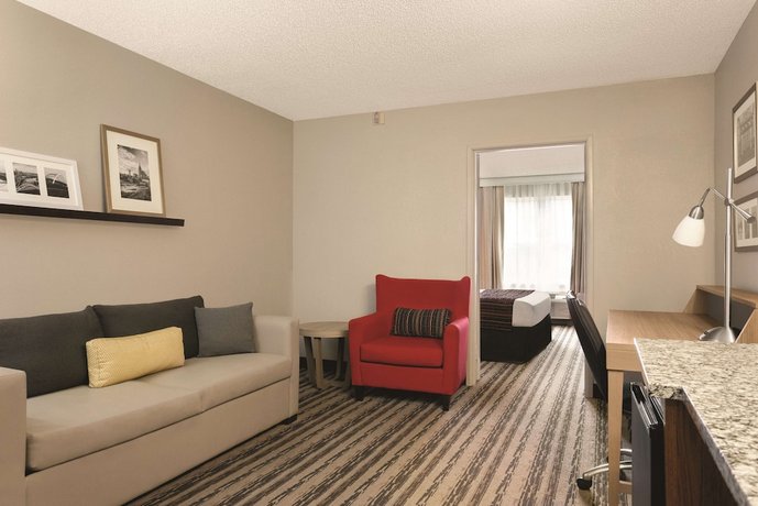 Country Inn & Suites Nashville Airport East