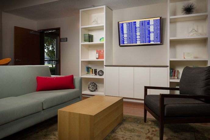 Country Inn & Suites by Radisson, Portland Air, OR