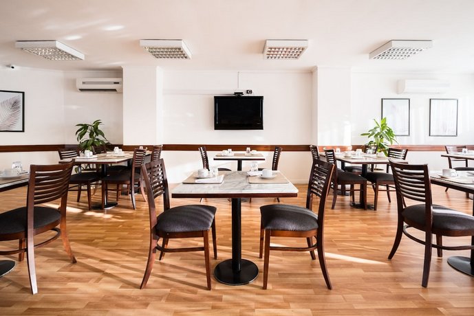Days Inn by Wyndham Montevideo