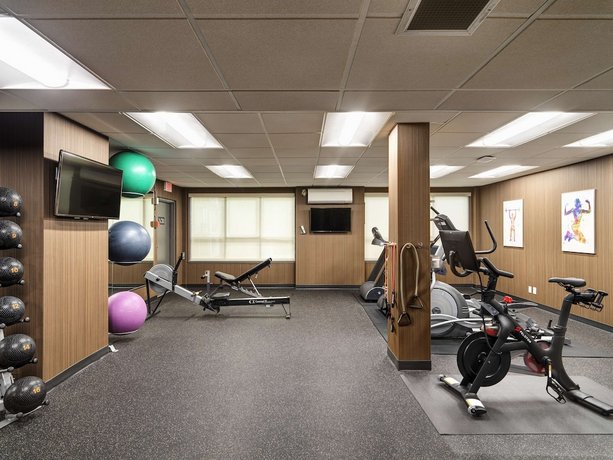 Best Western Plus Carlton Plaza Hotel