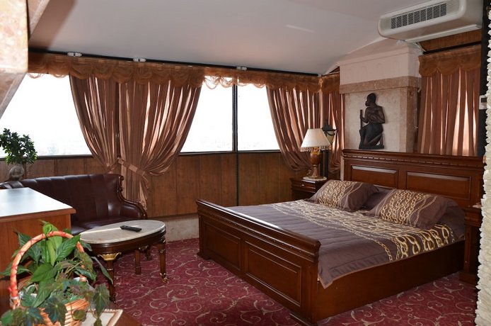 Boutique Hotel Boris Palace & Restaurant