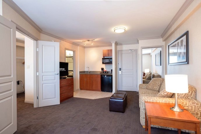 Sandman Hotel & Suites Winnipeg Airport