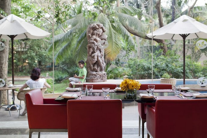 Lakeside Chalet, Mumbai - Marriott Executive Apartments