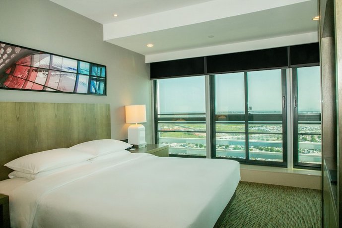 Hyatt House Shenzhen Airport