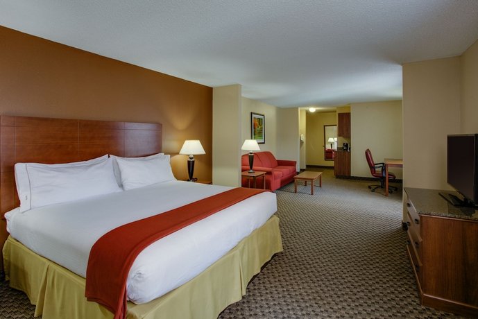 Holiday Inn Express & Suites Columbia-I-20 @ Clemson Rd