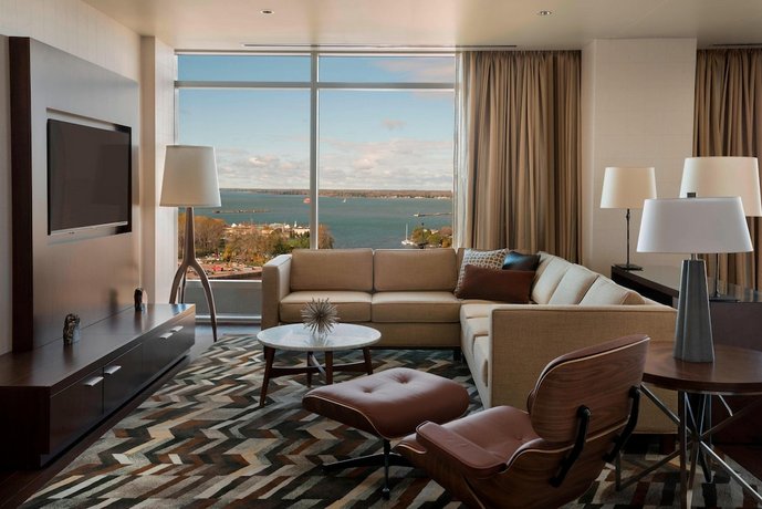 Buffalo Marriott At Lecom Harborcenter
