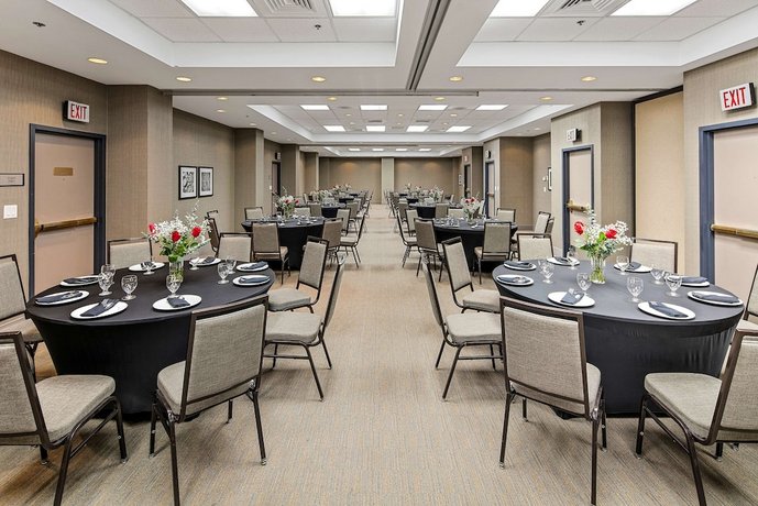 Country Inn and Suites by Radisson San Diego North CA