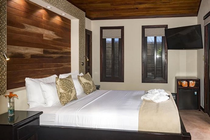 Pur Boutique Cabanas, Adults Only