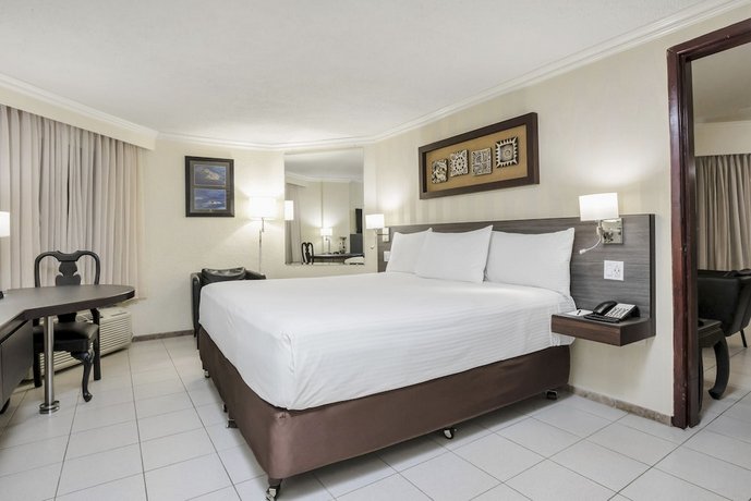Copantl Hotel & Convention Center