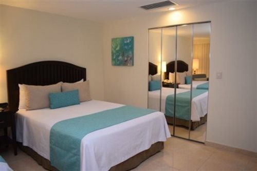 Astur Hotel & Residence
