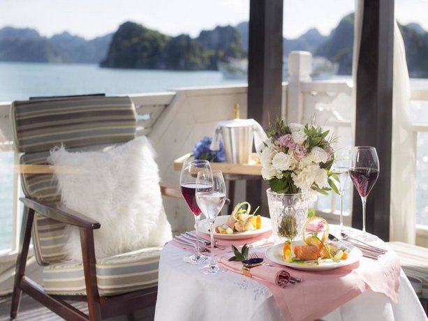 Hera Grand Lux Cruise On Ha Long Bay