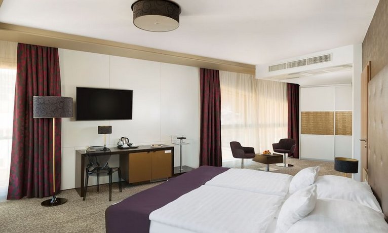 Corso Hotel Pécs
