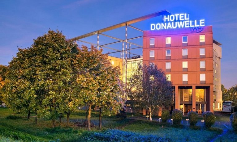 Trans World Hotel Donauwelle