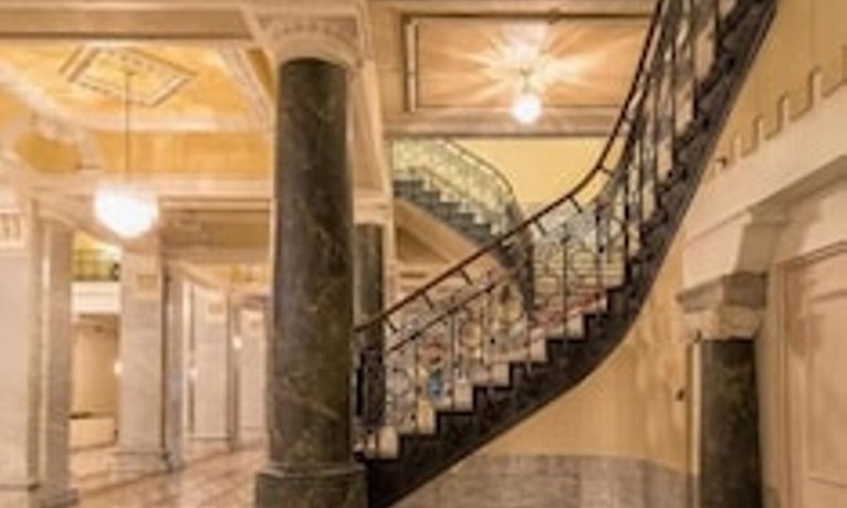 Hotel Bentley