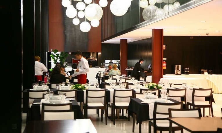 Axis Viana Business & Spa Hotel