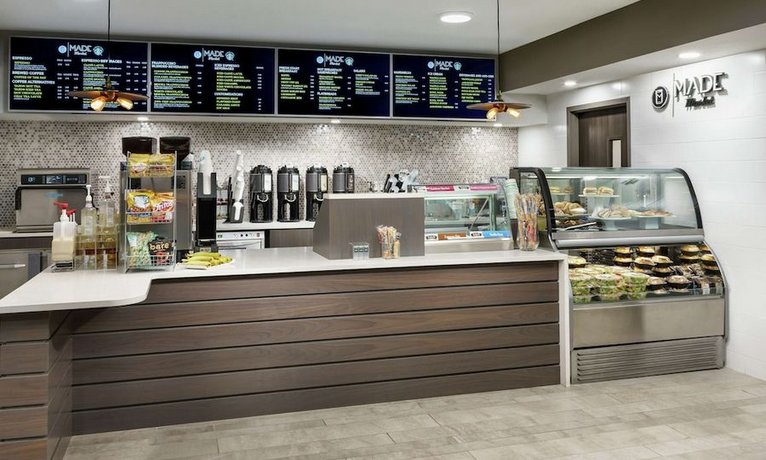 DoubleTree by Hilton Orlando Airport