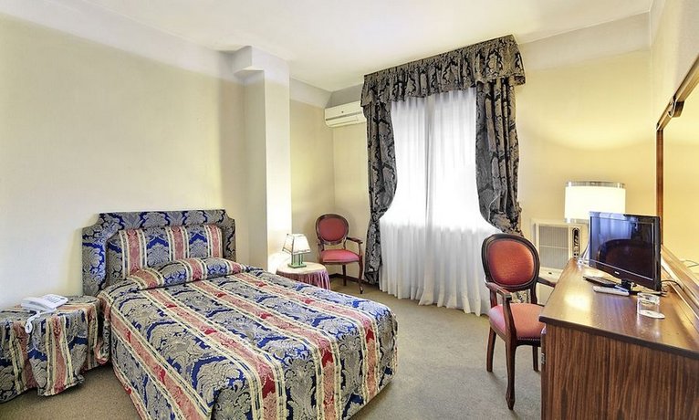 Colonna Palace Hotel Mediterraneo