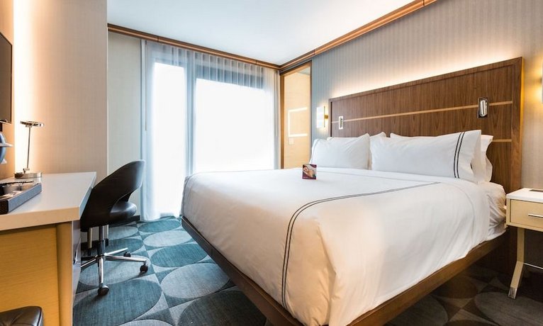 Crowne Plaza HY36 Midtown Manhattan