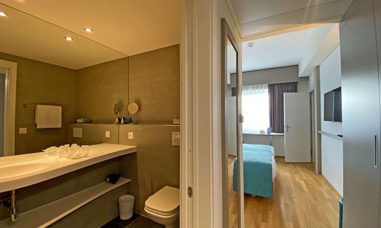 Aquatis Hotel