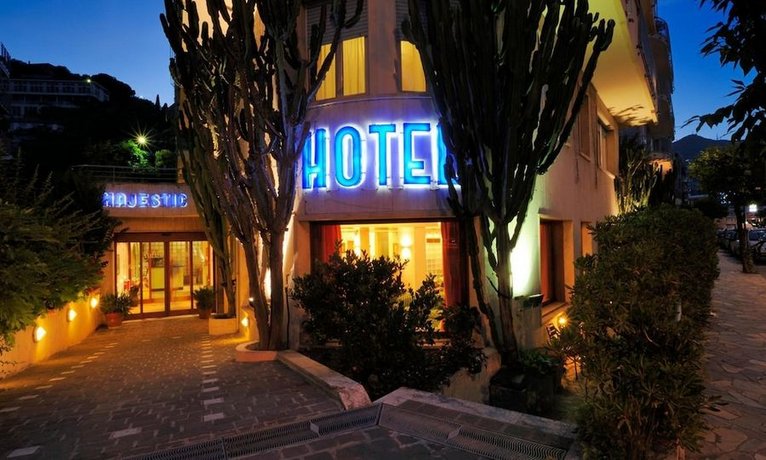 Hotel Majestic