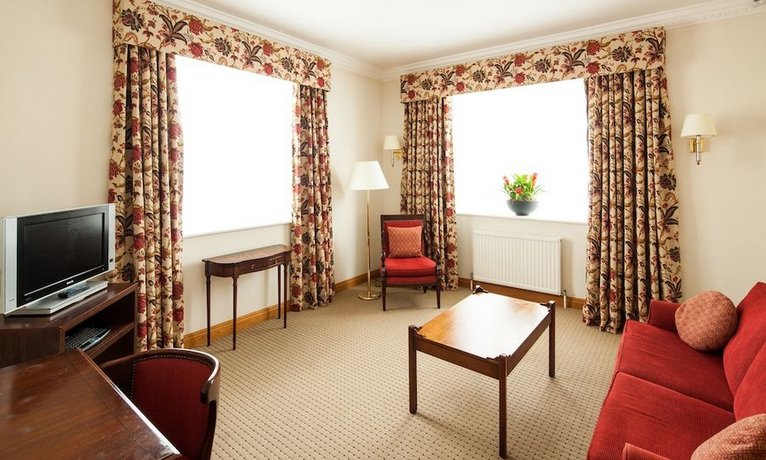 Mercure York Fairfield Manor Hotel