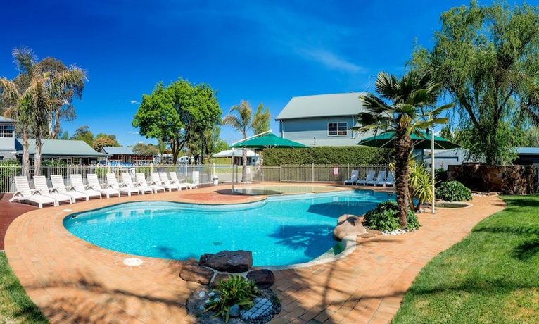 Nrma Ballarat Holiday Park