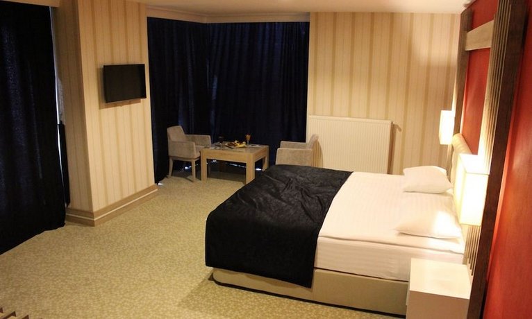 Neba Royal Hotel