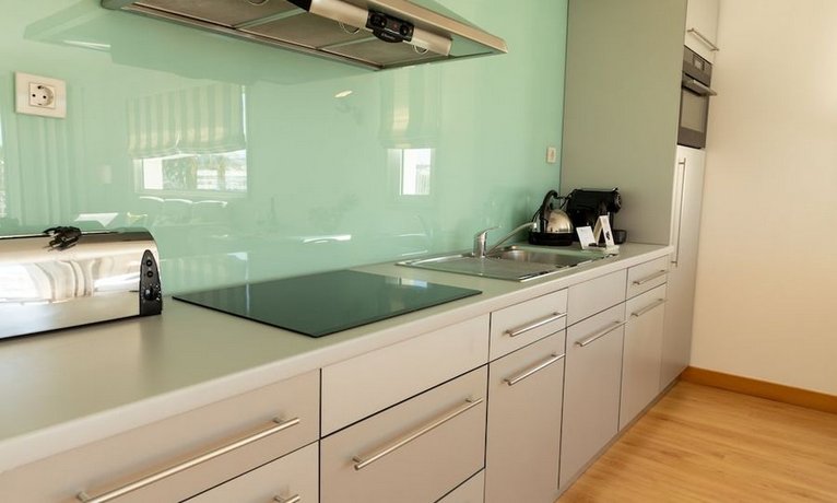 Marina Club Suite Hotel