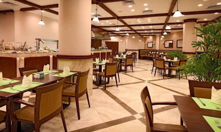 The Grand Plaza Hotel Smouha