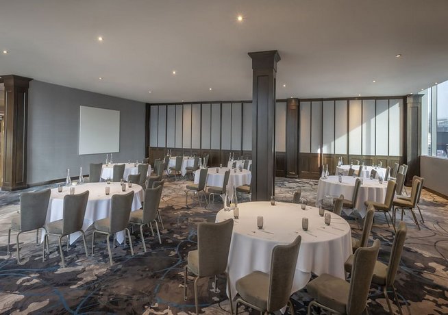 Clayton Hotel, Leeds