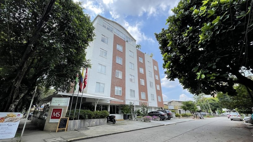 Hotel Ms Chipichape Plus