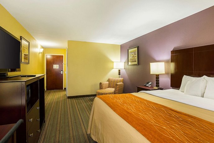 Super 8 by Wyndham Alexandria LA