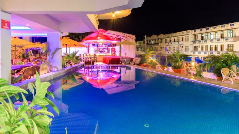 Hotel Sapphire
