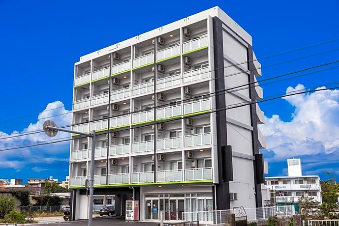 Mr.Kinjo In Okinawa Kitainter