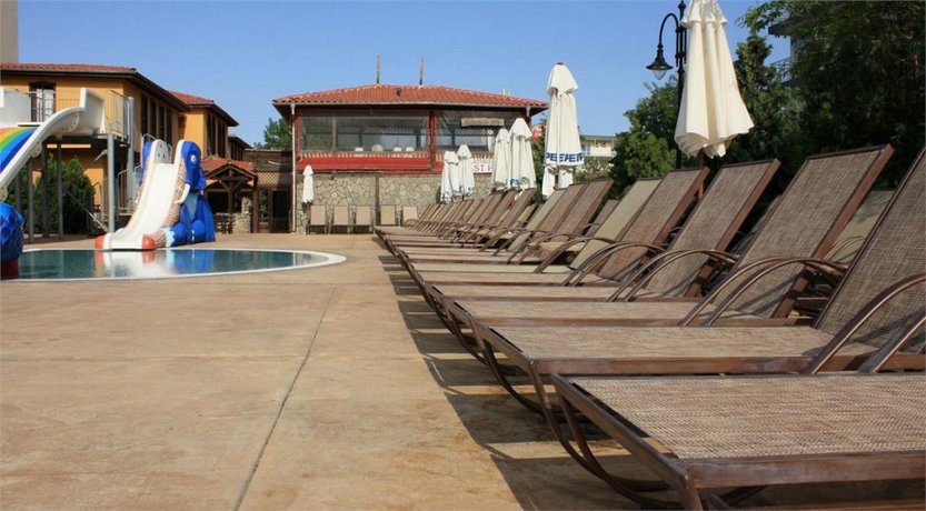 Tiara Beach