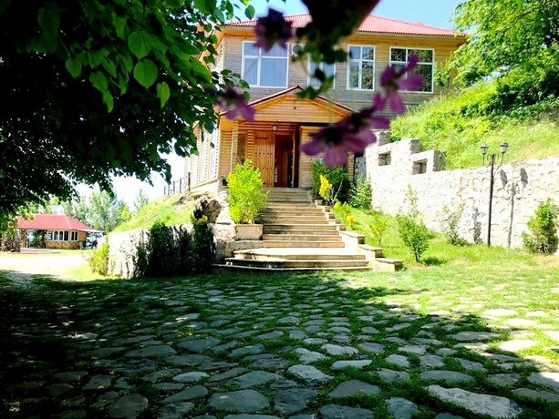 Kungut Hotel & Restaurant