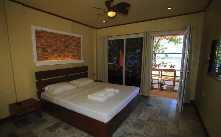 Papa Freds Beach Resort