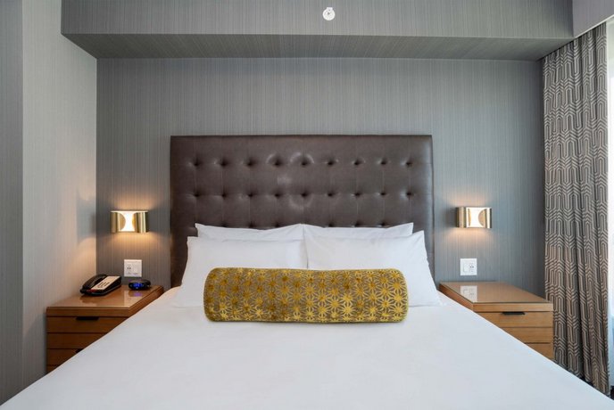 Sandman Hotel Hamilton