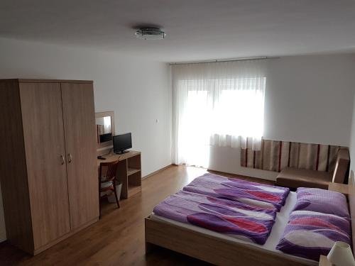 Ádám Apartmanház