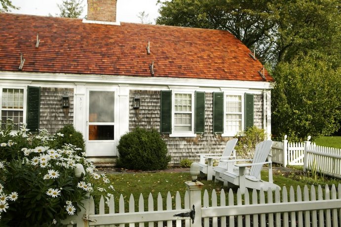 Captain's House Inn