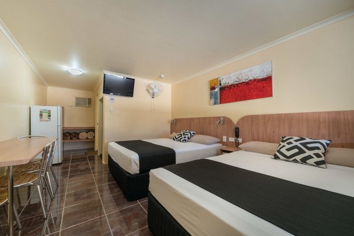 Winter Sun Motel